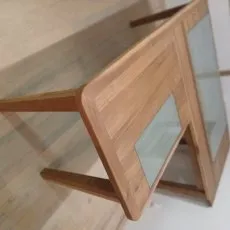 Bureau en bois et verre trempé