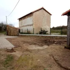 Allée drainante avec engazonnement à suivre