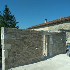 Chantier à Tusson - Construction d'un appentis