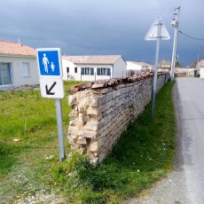 Chantier de Villejoubert - Réparation d'un chaînage de bout de mur