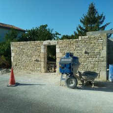 Chantier à Tusson - Construction d'un appentis
