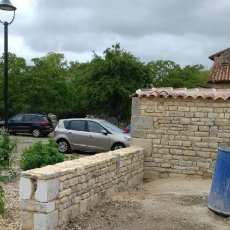 Chantier de Villefagnan - Restauration d'un mur de clôture en moellons
